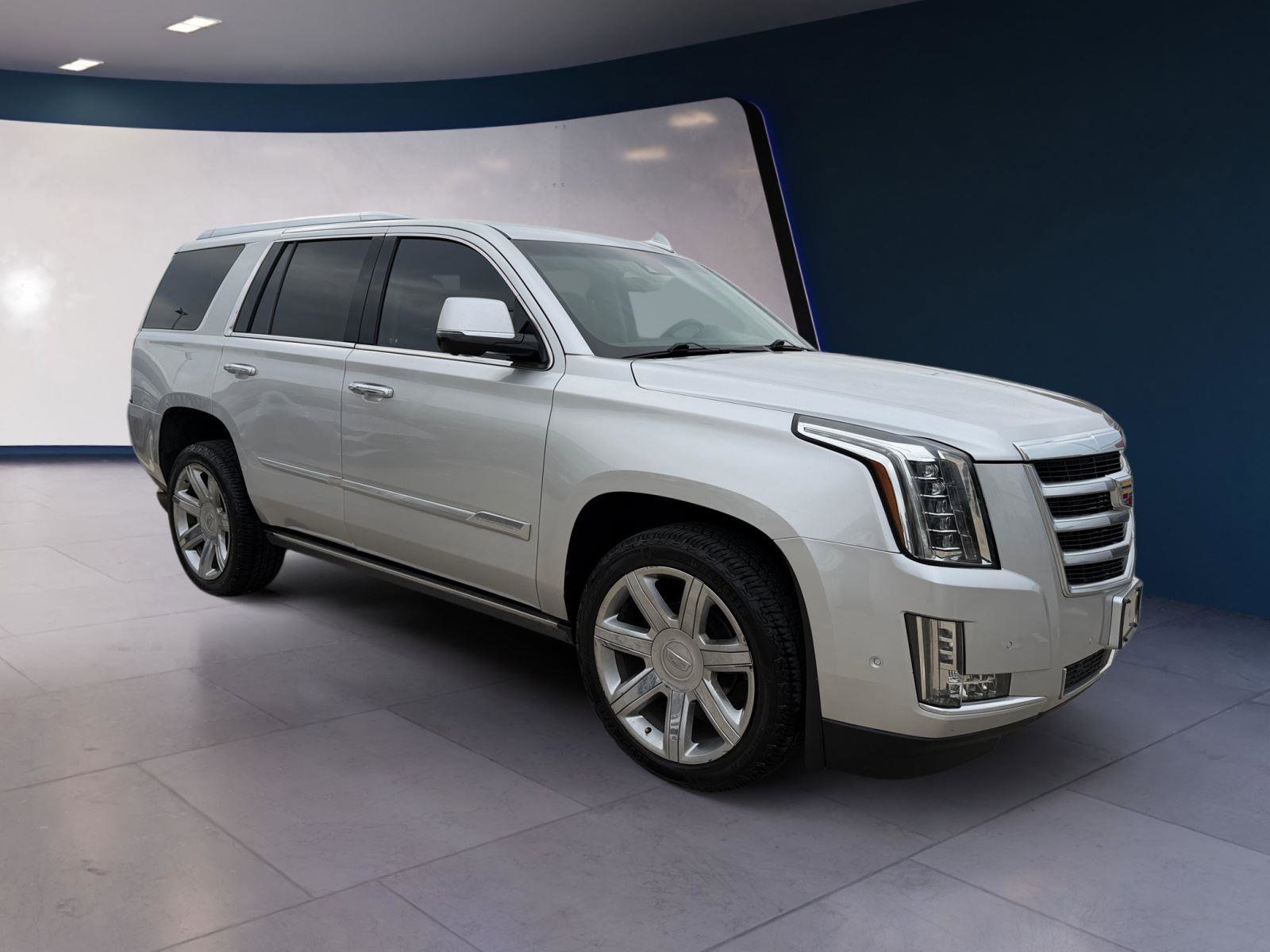 Used 2020 Cadillac Escalade Premium Luxury image 7