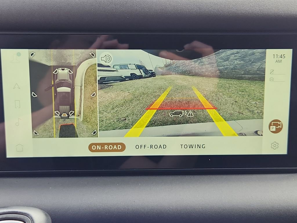 Used 2024 Land Rover Defender 110 X-Dynamic SE image 21