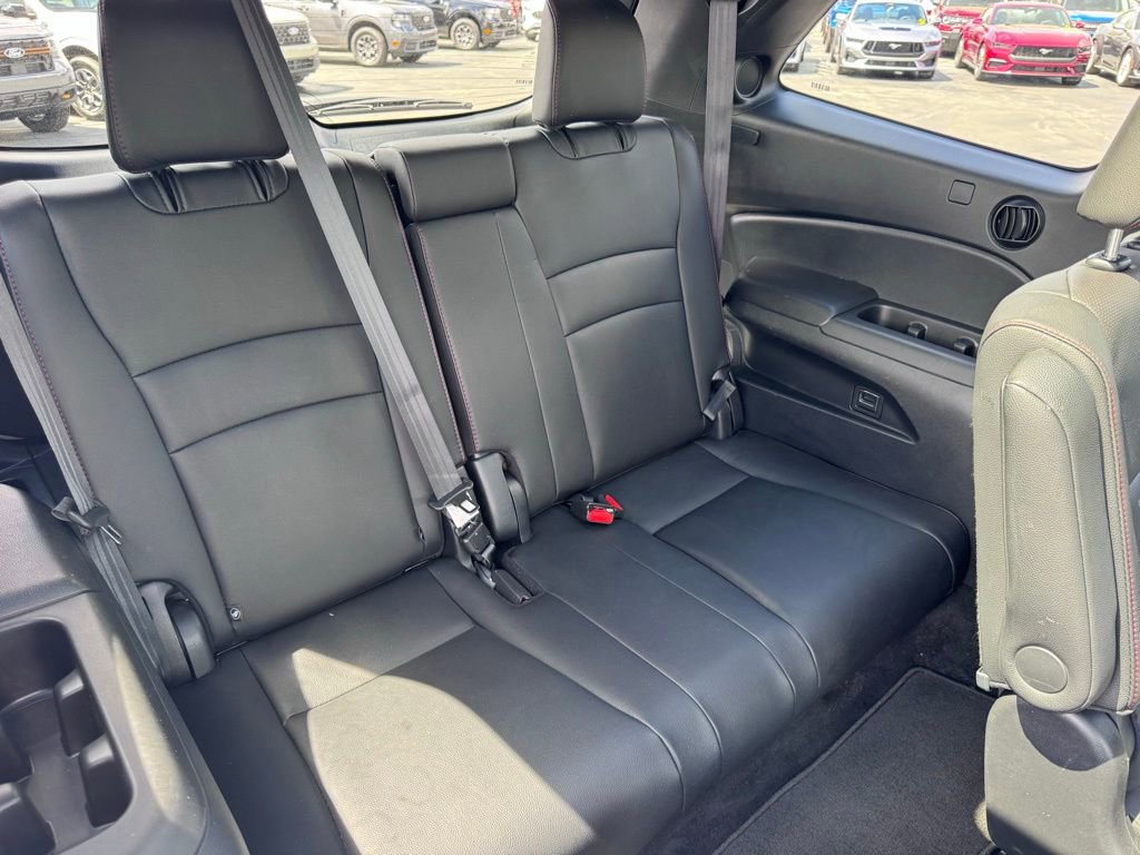 Used 2022 Honda Pilot Black Edition image 30
