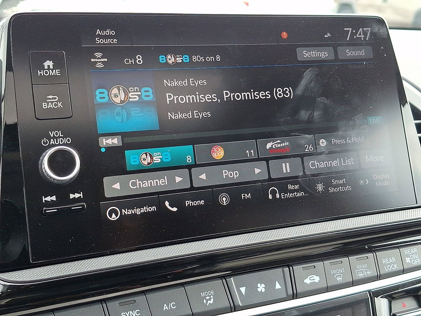 Used 2025 Honda Odyssey Elite image 19