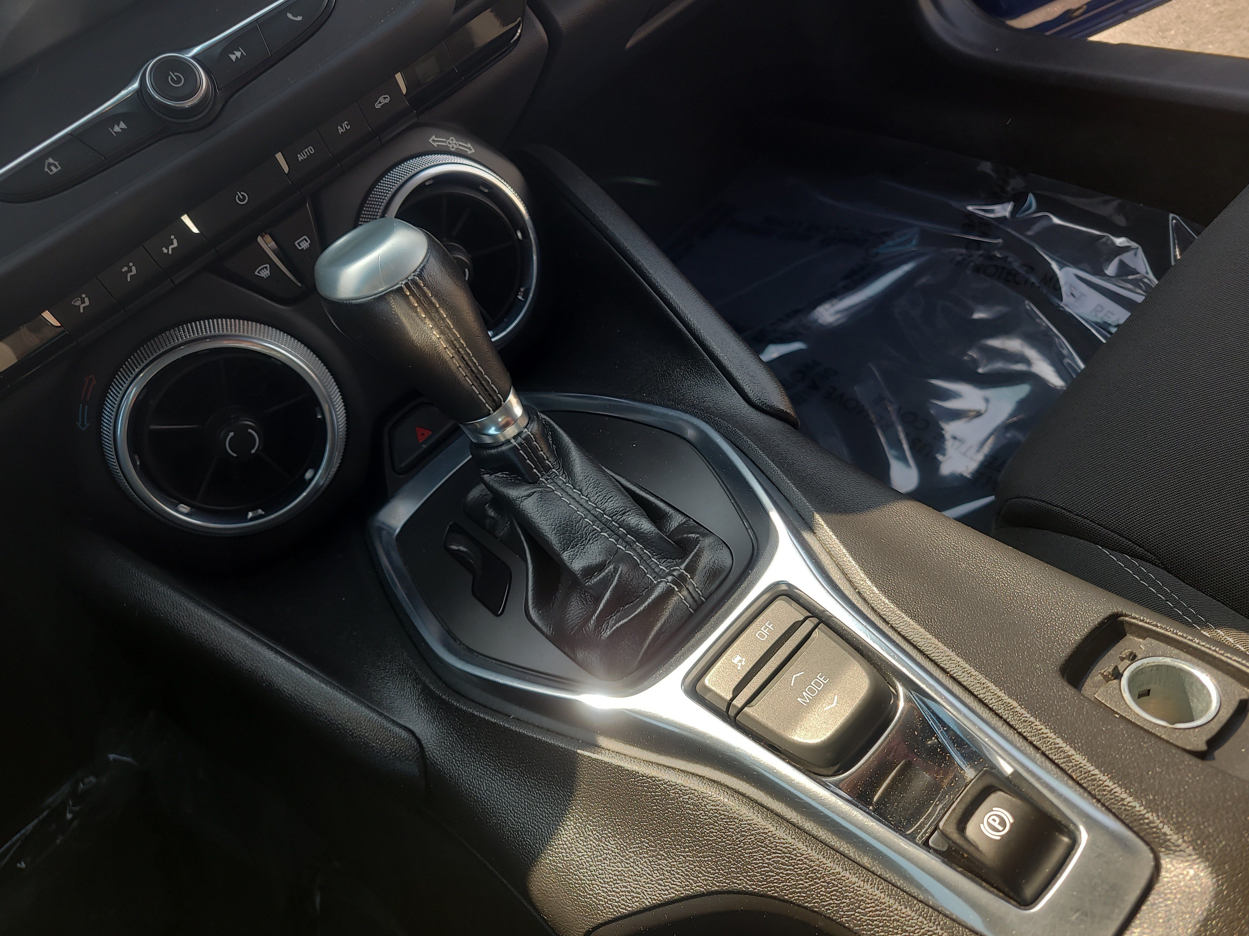 Used 2020 Chevrolet Camaro LT RWD image 20