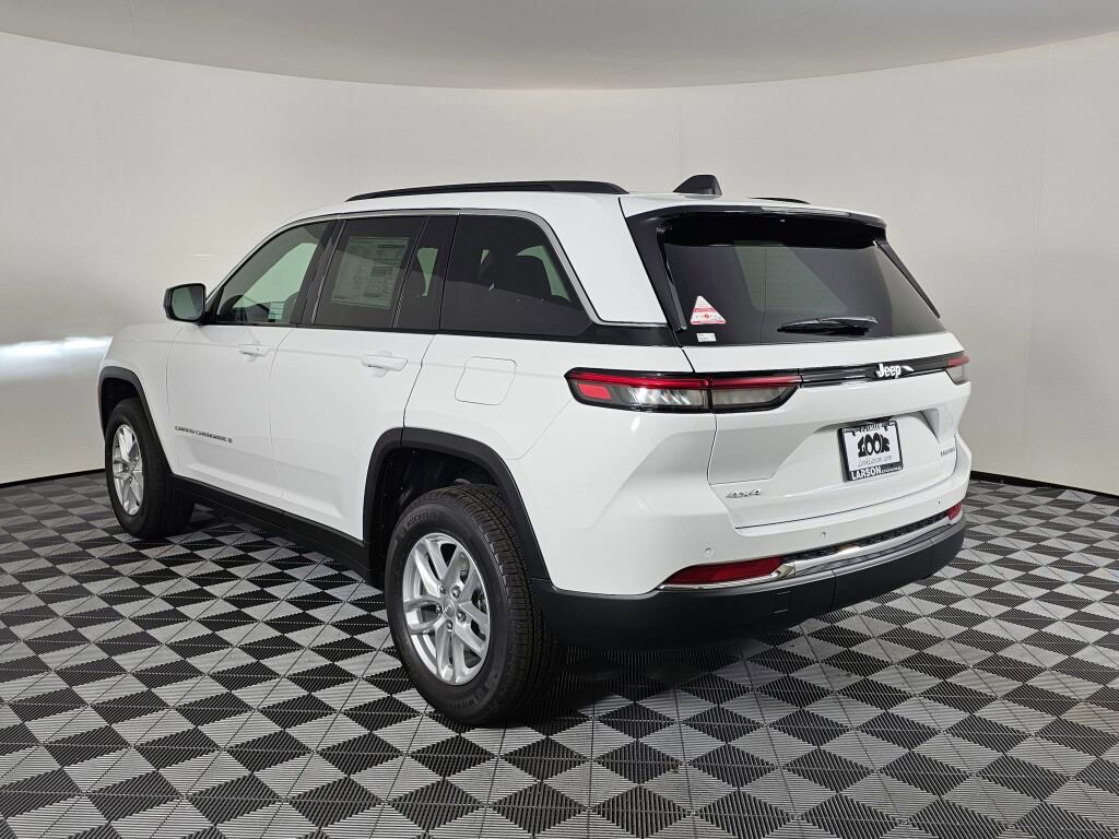 New 2025 Jeep Grand Cherokee Laredo X w/ Trailer Tow Package image 6