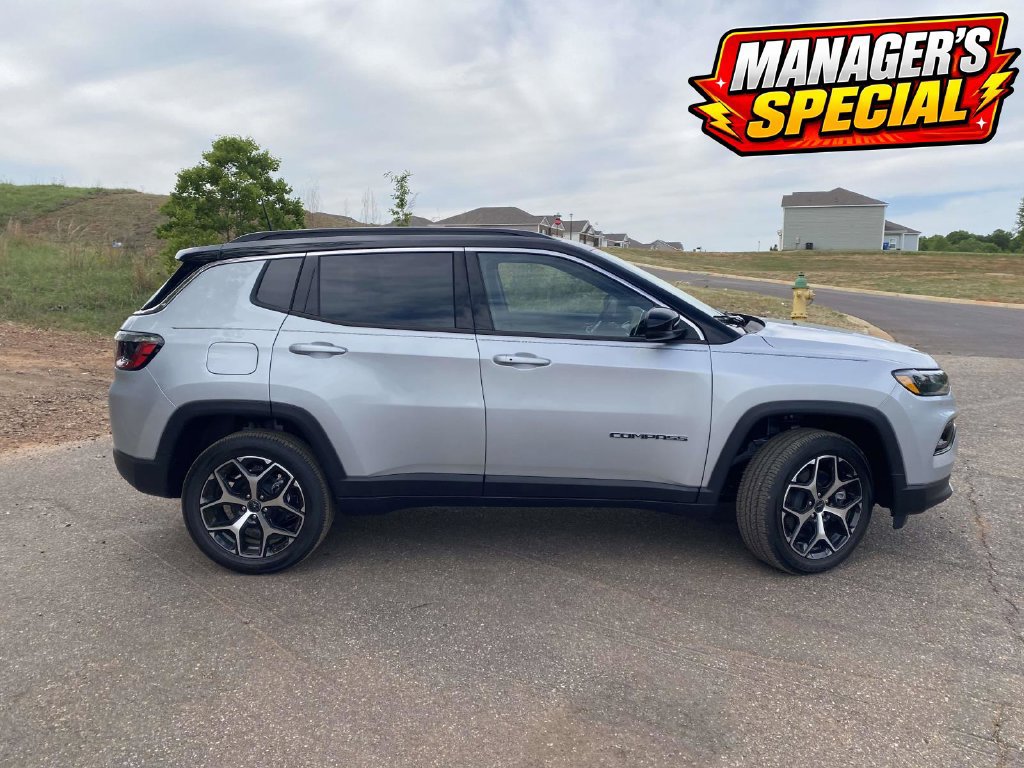 New 2026 Jeep Compass Limited AWD/4WD image 35