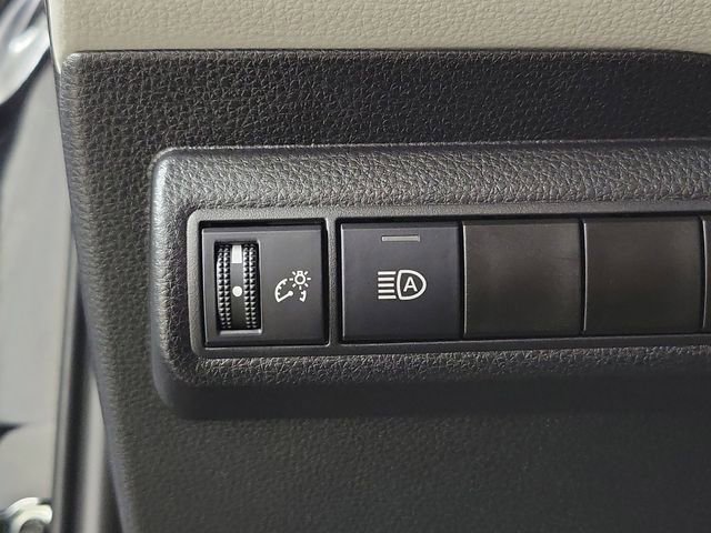 Used 2026 Toyota Corolla LE FWD image 23