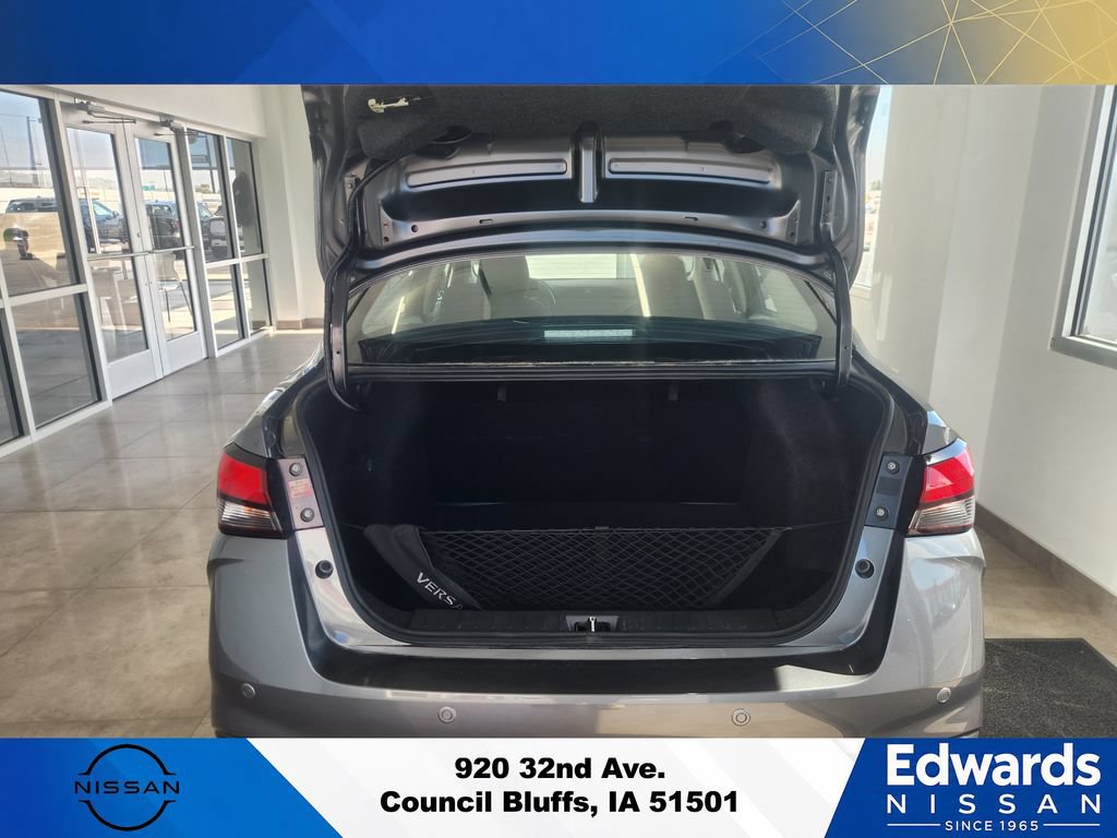 New 2025 Nissan Versa S w/ Trunk Package FWD image 10