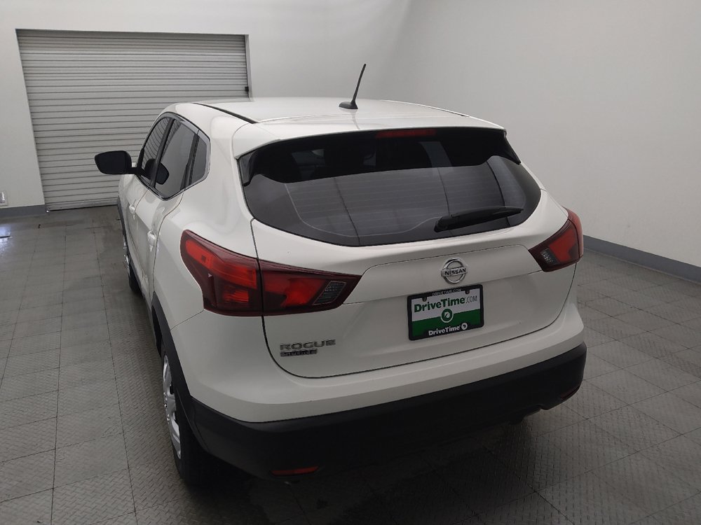 Used 2017 Nissan Rogue Sport S FWD image 6