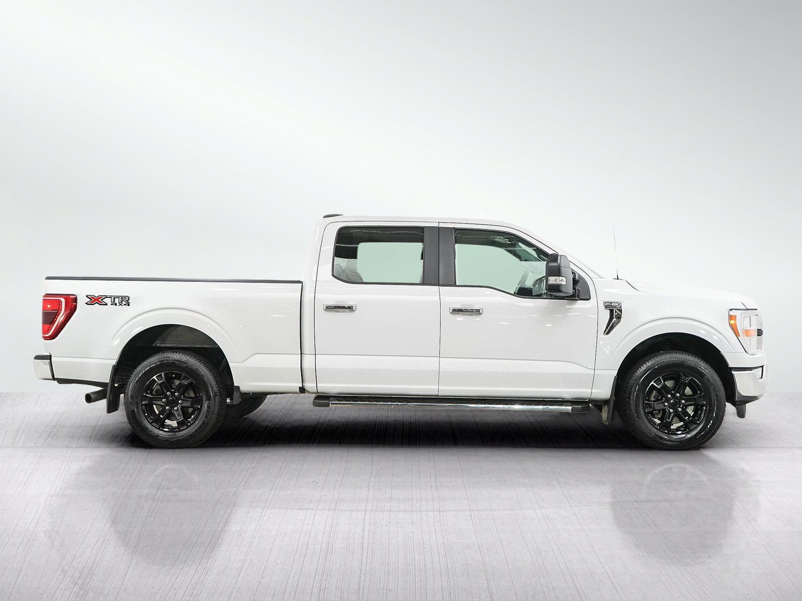 Used 2021 Ford F150 XLT w/ XTR Package AWD/4WD image 7