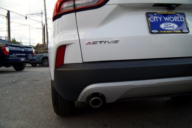 Used 2025 Ford Escape Active FWD image 10