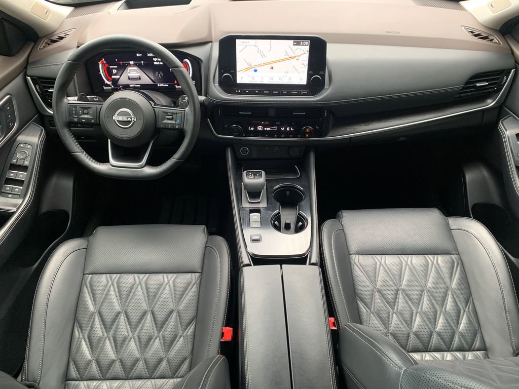 Used 2023 Nissan Rogue Platinum w/ Platinum Premium Package image 15