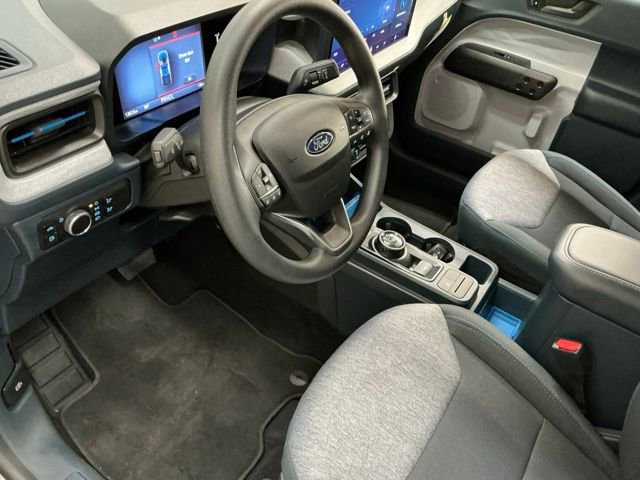 Used 2025 Ford Maverick XLT image 15