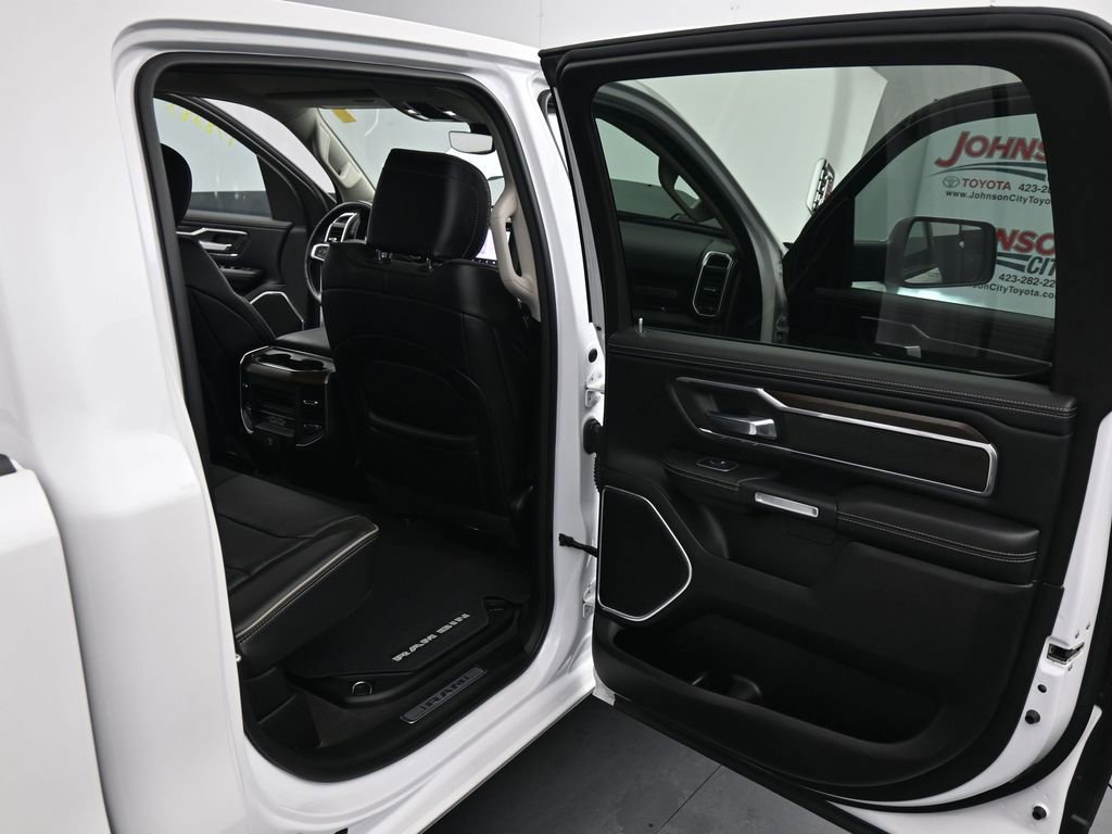 Used 2022 RAM 1500 Laramie image 28