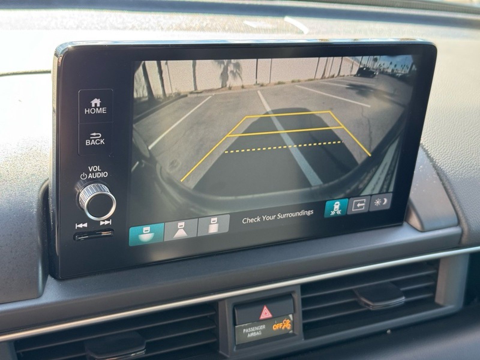 Used 2023 Honda Pilot Touring image 32