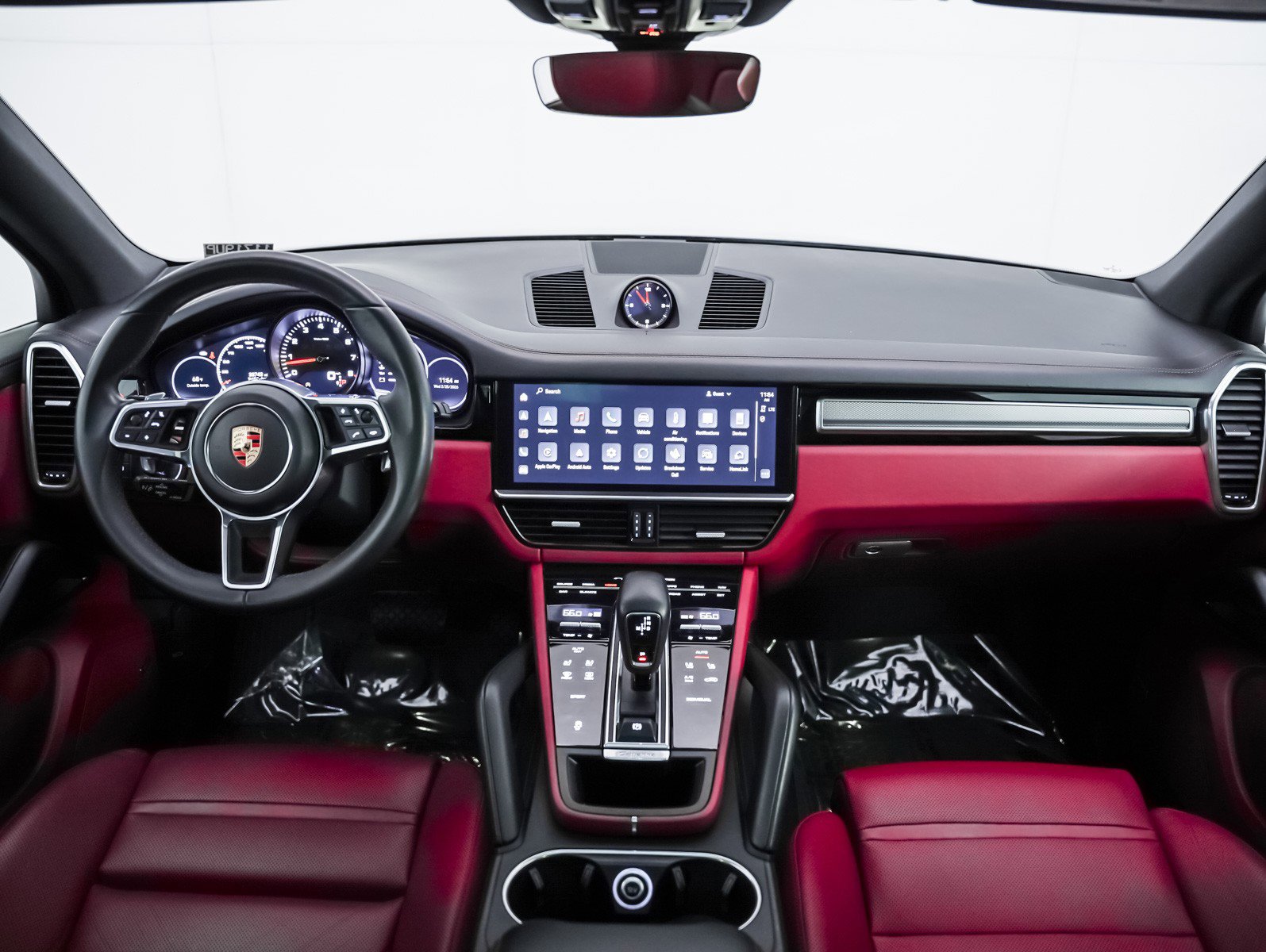 Certified 2022 Porsche Cayenne Platinum Edition w/ Premium Package Plus image 14