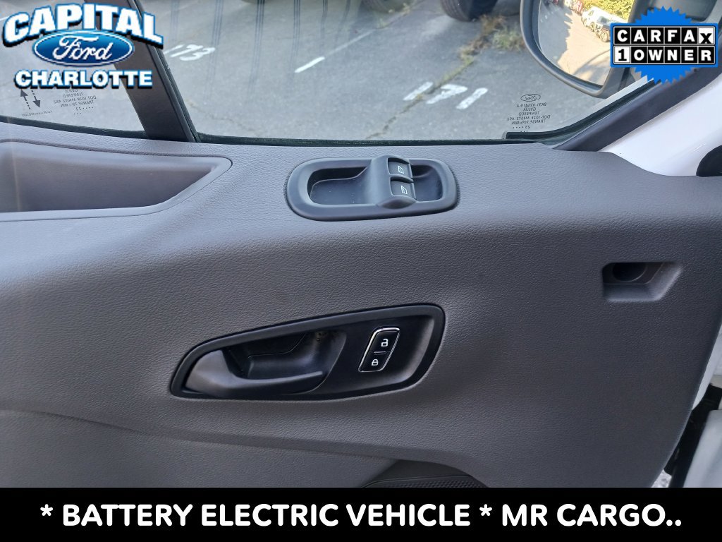 Used 2023 Ford E-Transit Medium Roof RWD image 11