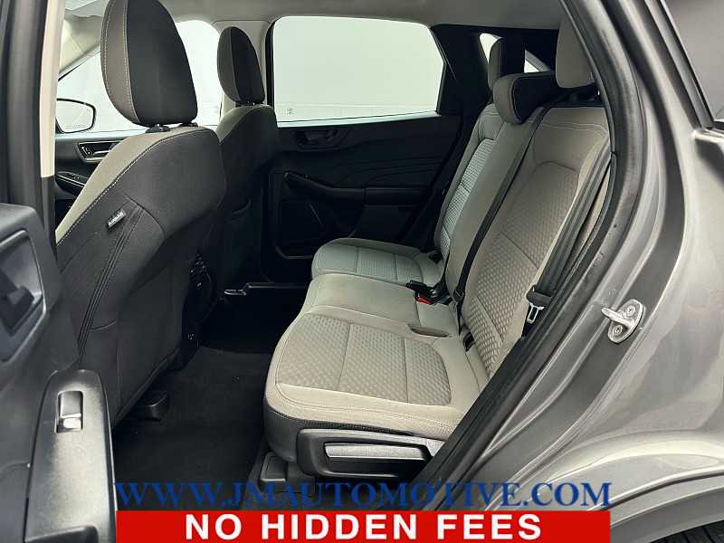 Used 2022 Ford Escape SE w/ Cold Weather Package image 14