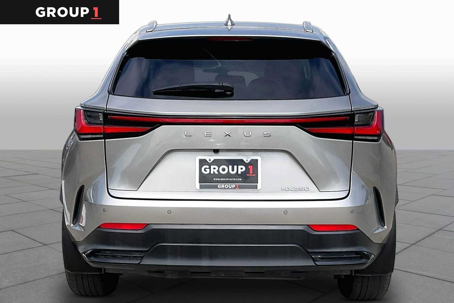 Used 2024 Lexus NX 250 FWD image 5