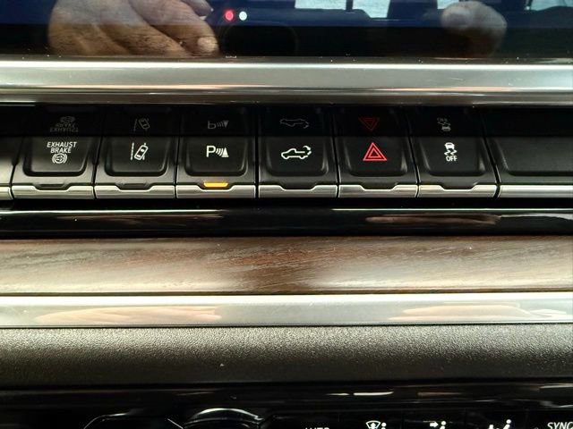 Used 2024 GMC Sierra 3500 SLT w/ SLT Premium Package image 41