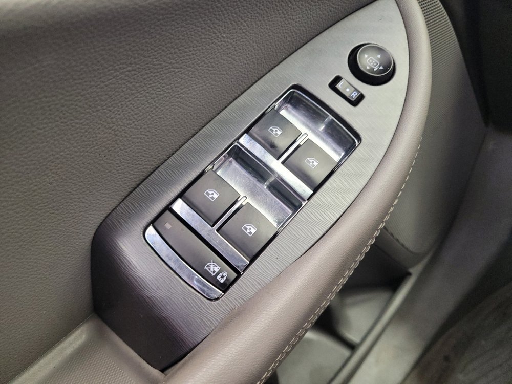 Used 2015 Chevrolet Impala LS w/ LS Convenience Package FWD image 27