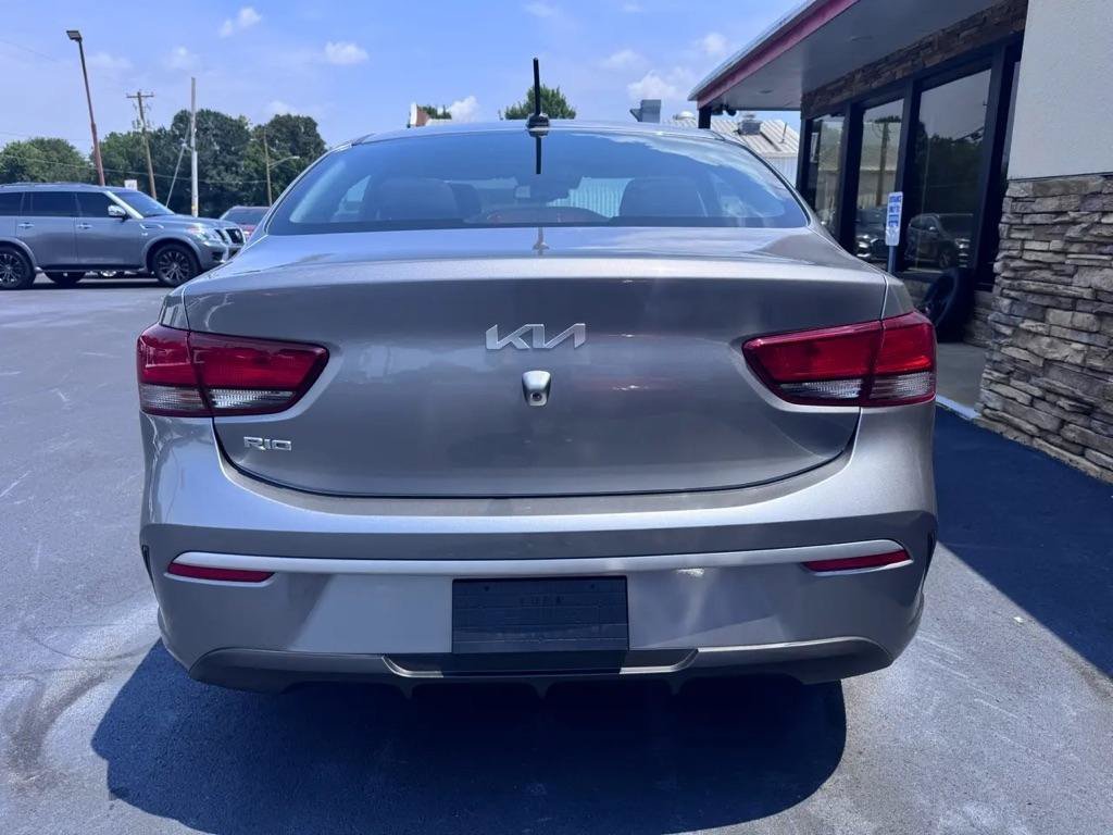 Used 2023 Kia Rio S w/ Technology Package FWD image 3