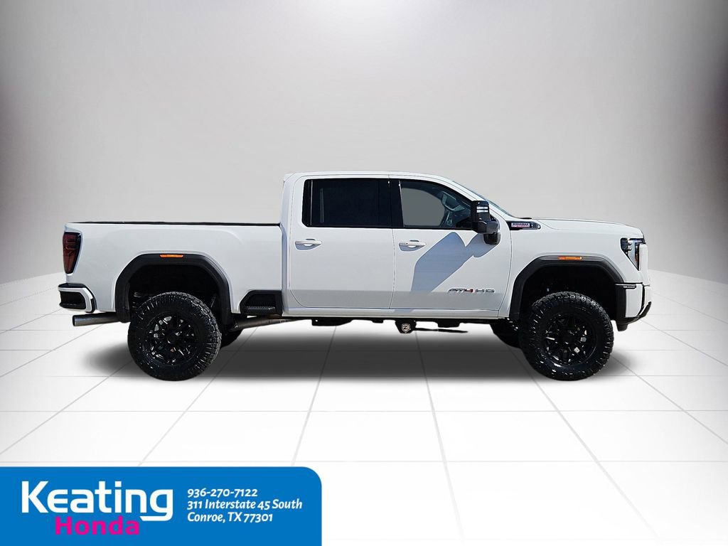 Used 2025 GMC Sierra 2500 AT4 image 9