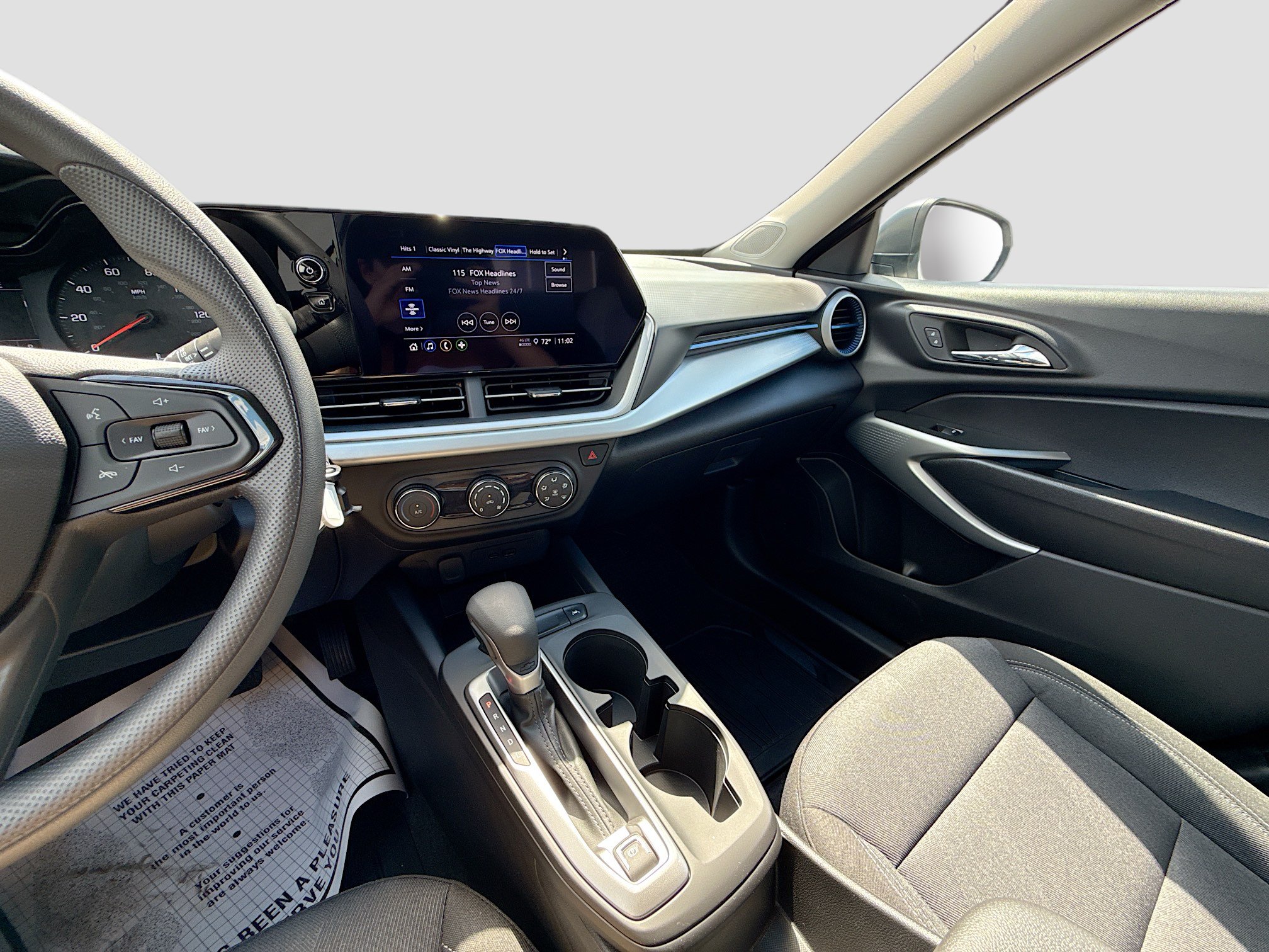 Used 2026 Chevrolet Trax LS FWD image 25