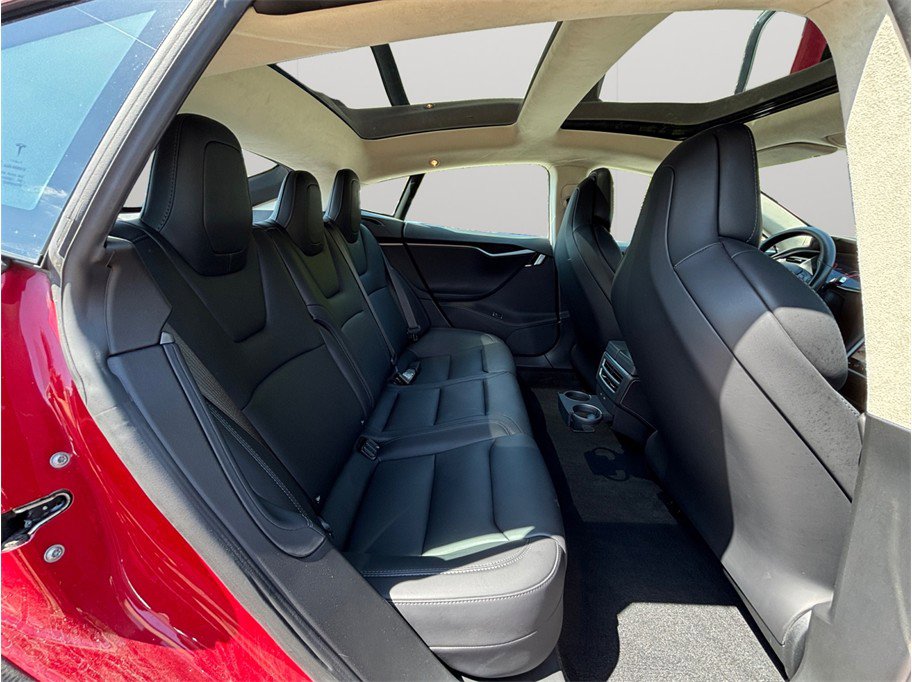 Used 2018 Tesla Model S 75D image 39