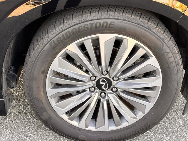 Certified 2025 INFINITI QX80 Luxe image 33