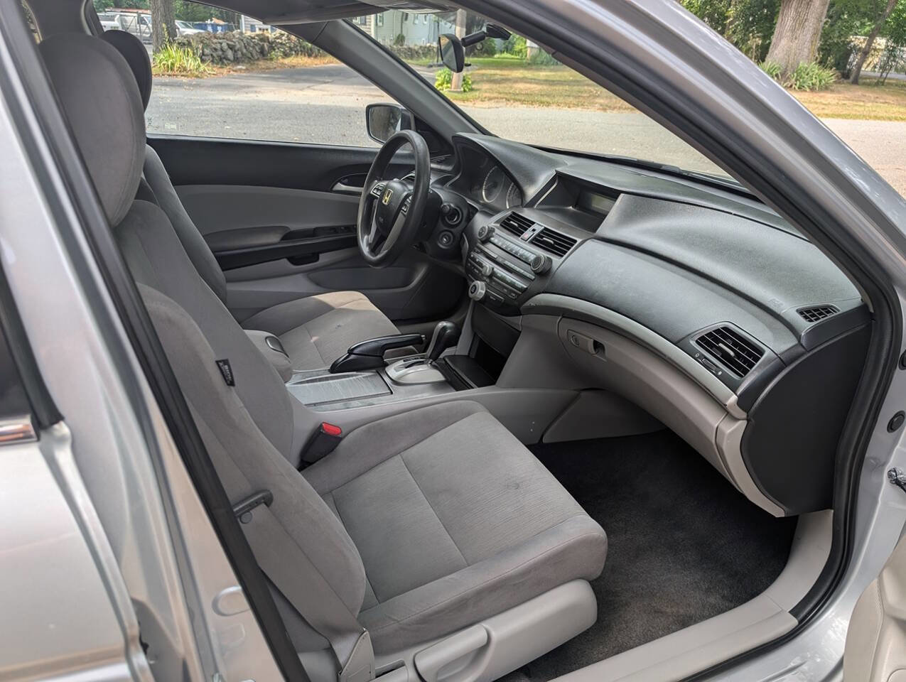 Used 2011 Honda Accord LX image 11