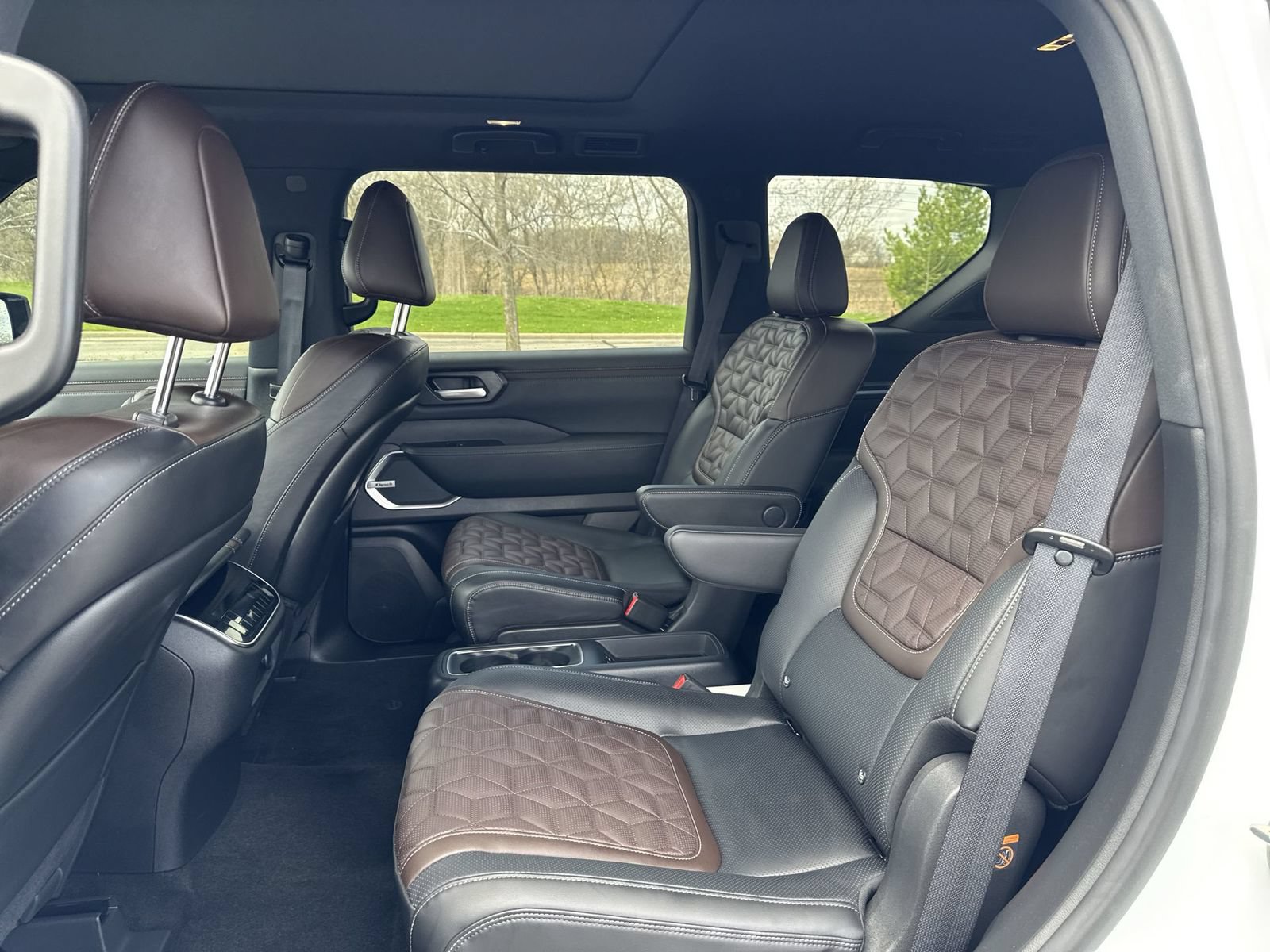Used 2026 Nissan Armada Platinum Reserve AWD/4WD image 14