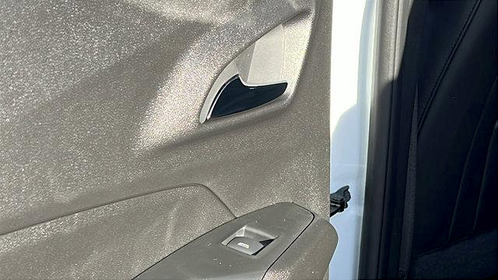 New 2026 Chevrolet Trax LT w/ LT Convenience Package image 12