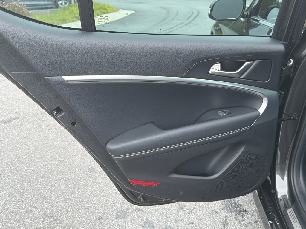 New 2026 Genesis G70 2.5T RWD image 23