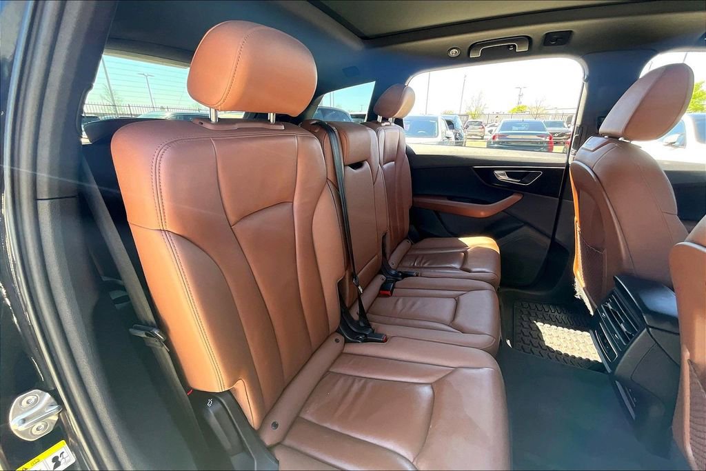 Used 2021 Audi Q7 2.0T Premium w/ Convenience Package image 34