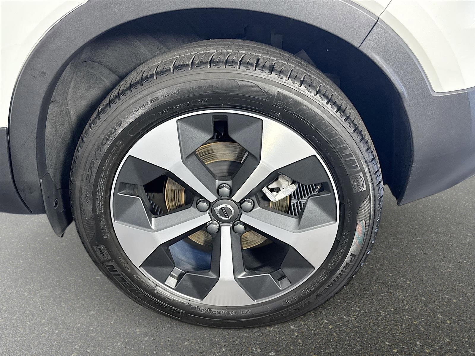 Used 2023 Volvo XC40 B5 Plus w/ Protection Package Premier AWD/4WD image 33