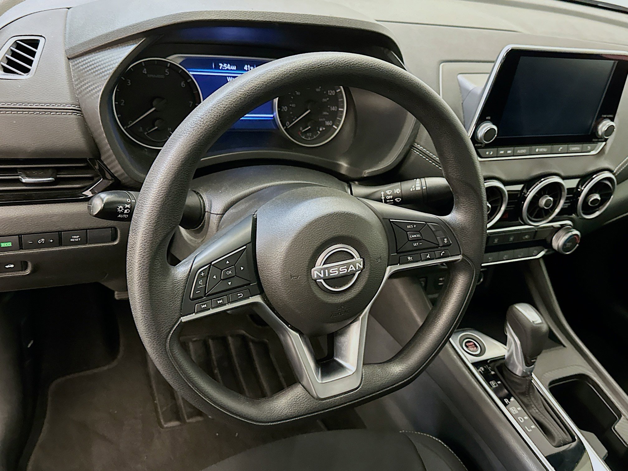 Used 2024 Nissan Sentra SV image 18