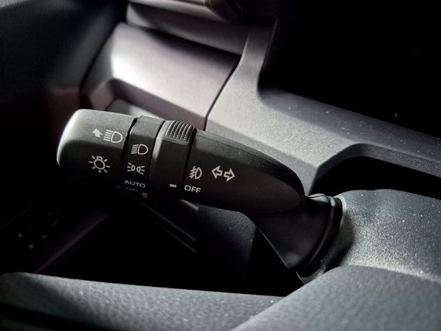 Certified 2025 Toyota 4Runner SR5 AWD/4WD image 20