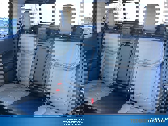 Certified 2025 Ford Maverick Lariat w/ 4K Tow Package image 14