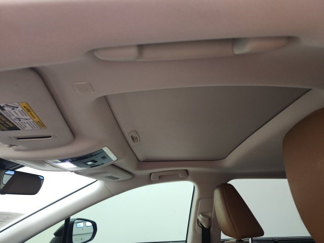 Used 2022 Lexus RX 350L Luxury w/ Accessory Package (Z1) FWD image 17