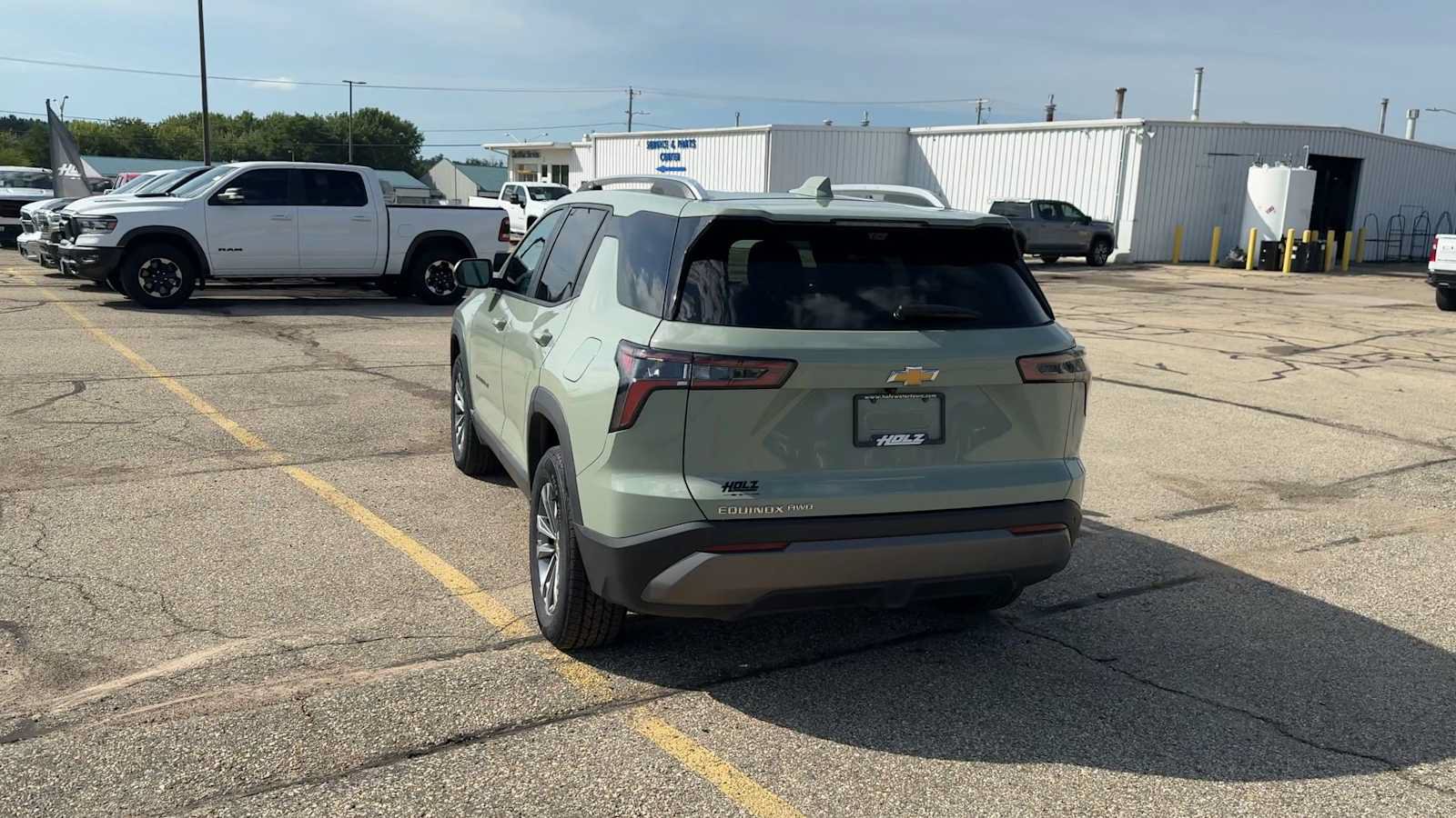 Certified 2025 Chevrolet Equinox LT w/ Convenience Package II AWD/4WD image 7