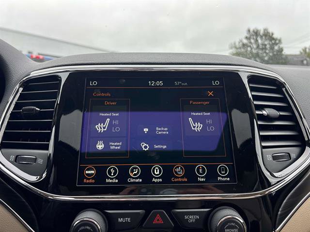 Used 2019 Jeep Grand Cherokee Limited image 27