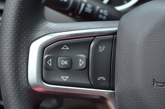 New 2026 RAM 1500 Express AWD/4WD image 17
