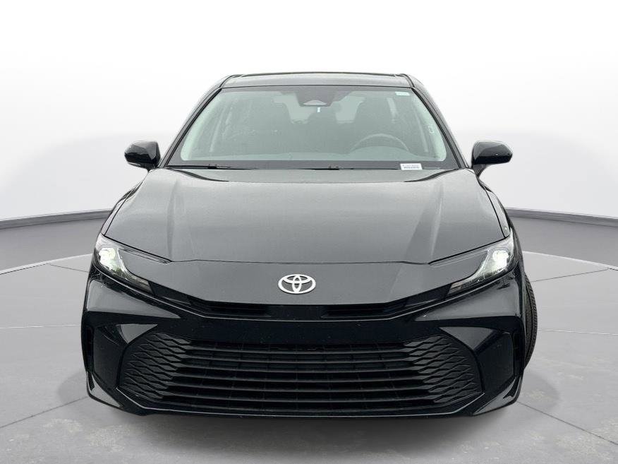 Used 2026 Toyota Camry LE FWD image 3