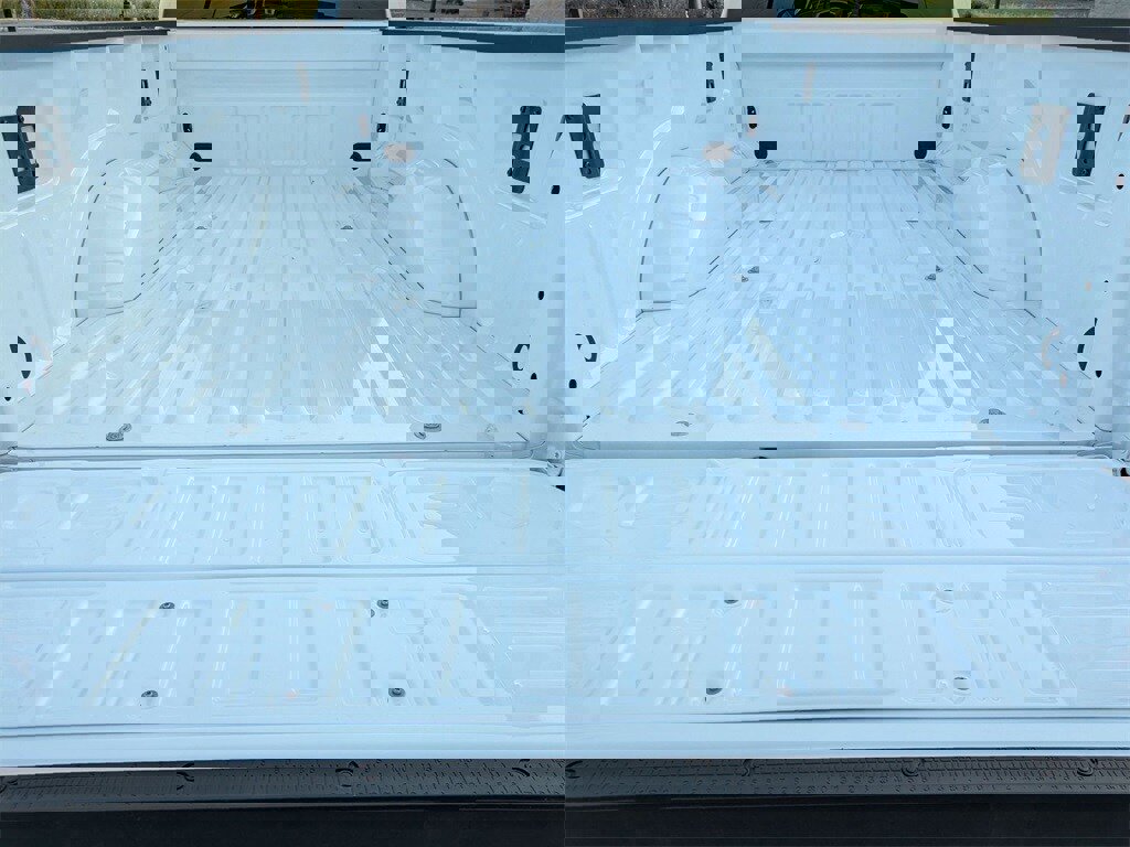 New 2025 Ford F350 XLT image 7