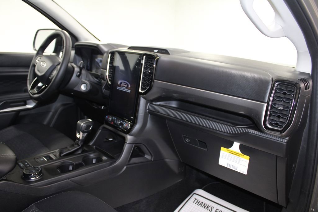 New 2025 Ford Ranger XLT w/ Equipment Group 301A High image 28