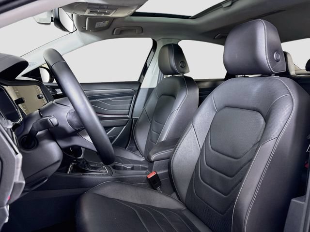 Used 2023 Volkswagen Jetta SEL FWD image 25