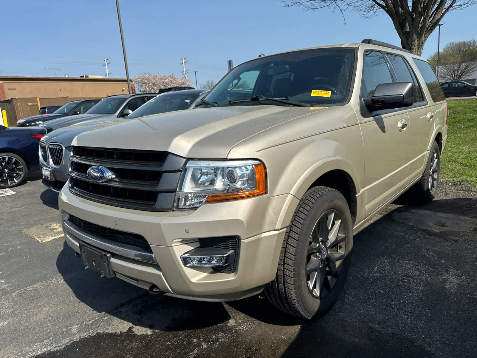 Used 2017 Ford Expedition Limited w/ Equipment Group 301A image 3