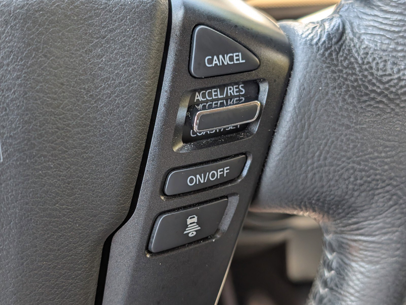 Certified 2022 Nissan Frontier SV AWD/4WD image 29