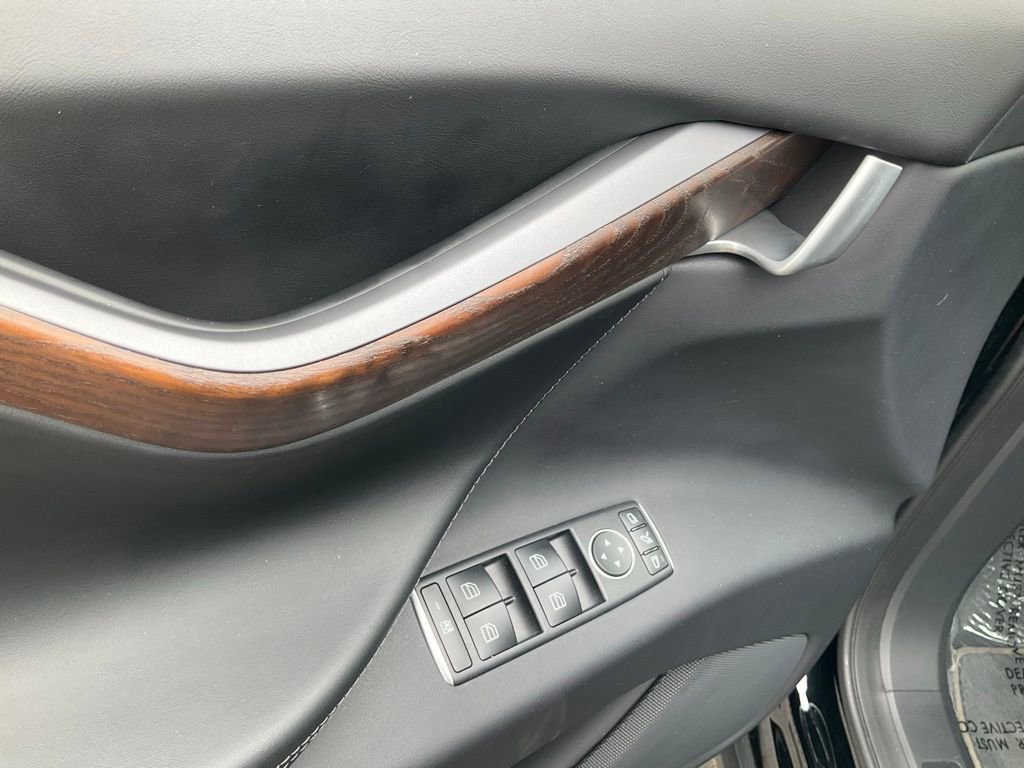 Used 2019 Tesla Model X Long Range AWD/4WD image 25