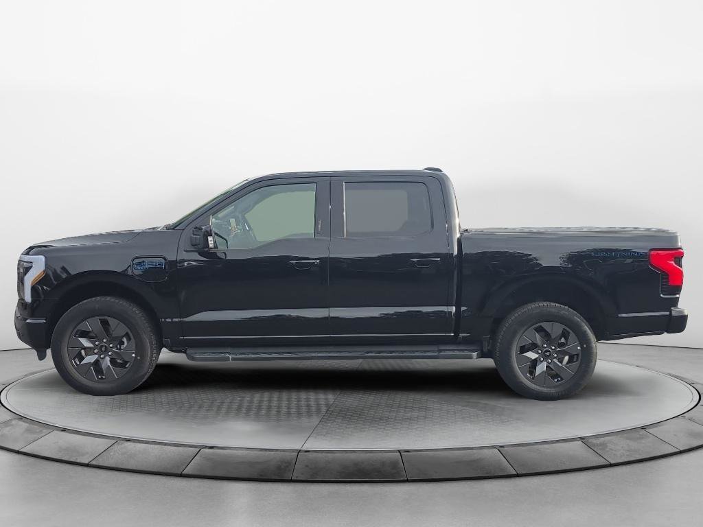 Certified 2025 Ford F150 Lightning Lariat image 3