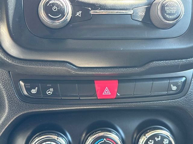 Used 2016 Jeep Renegade 75th Anniversary AWD/4WD image 33