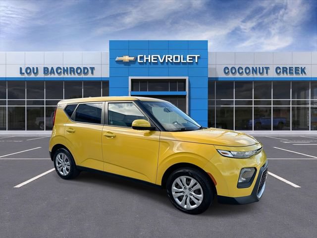 Used 2020 Kia Soul LX FWD image 2